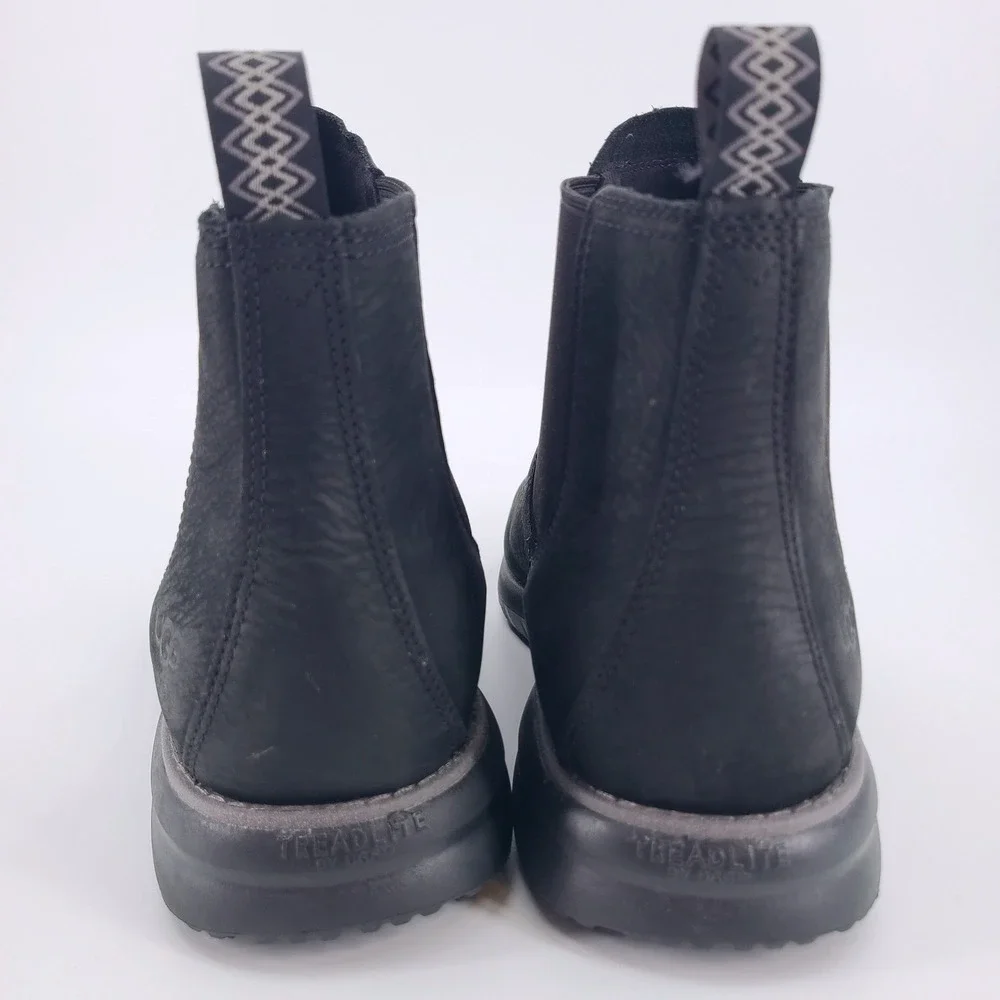 UGG sleek urban